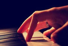 记者：为凯恩寻找替补，拜仁有意美因茨24岁前锋布尔卡德特.